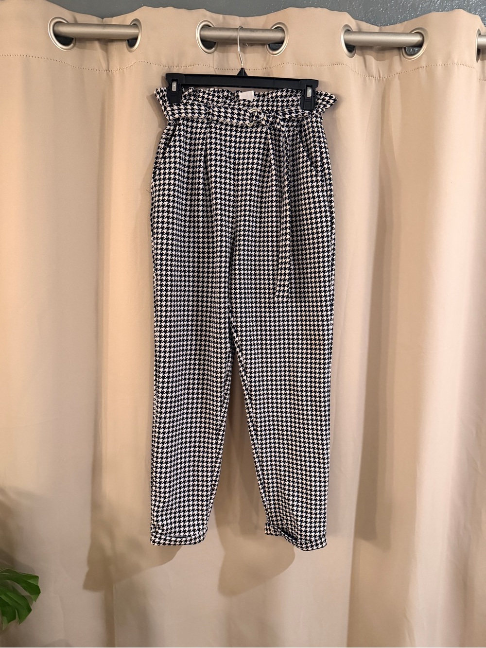 No Boundaries Black & White Houndstooth Paperbag Waist Trousers
